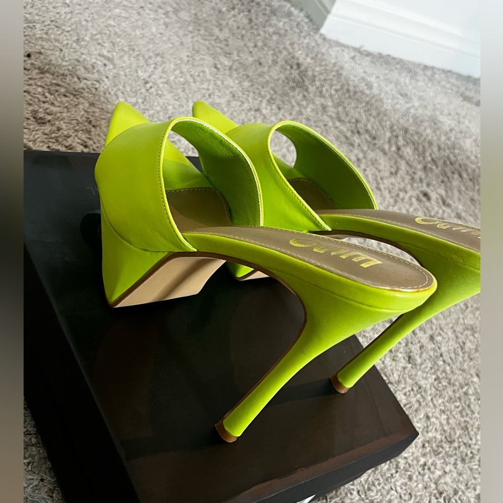Vibrant Green Women's platform Heels